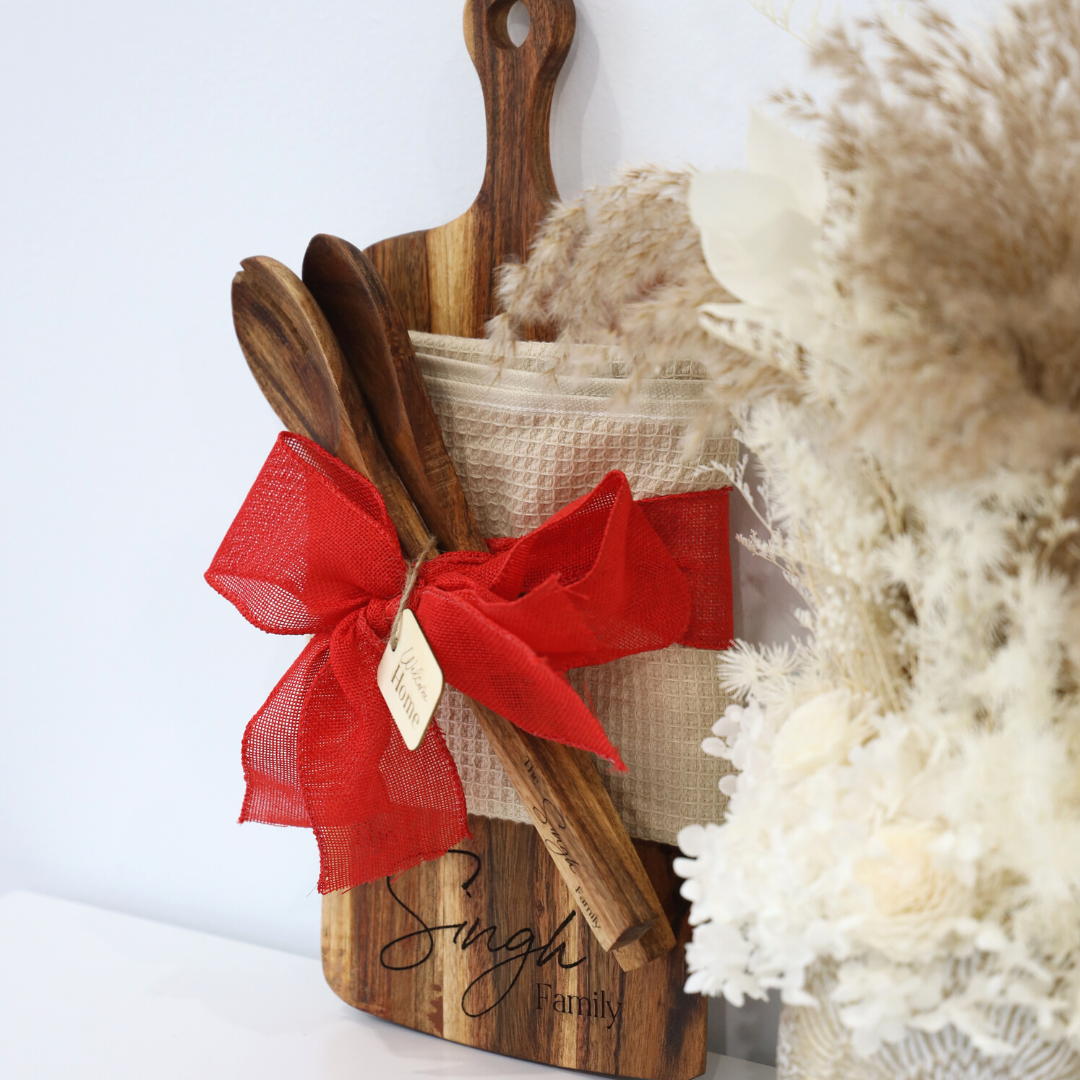 Natural Serving Board Essential Gift Set