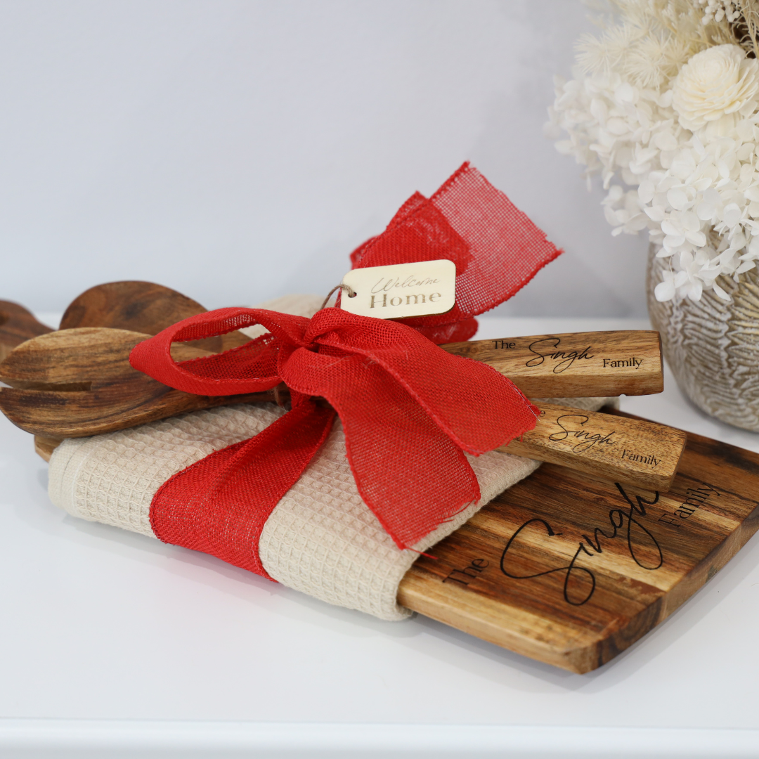 Natural Serving Board Essential Gift Set