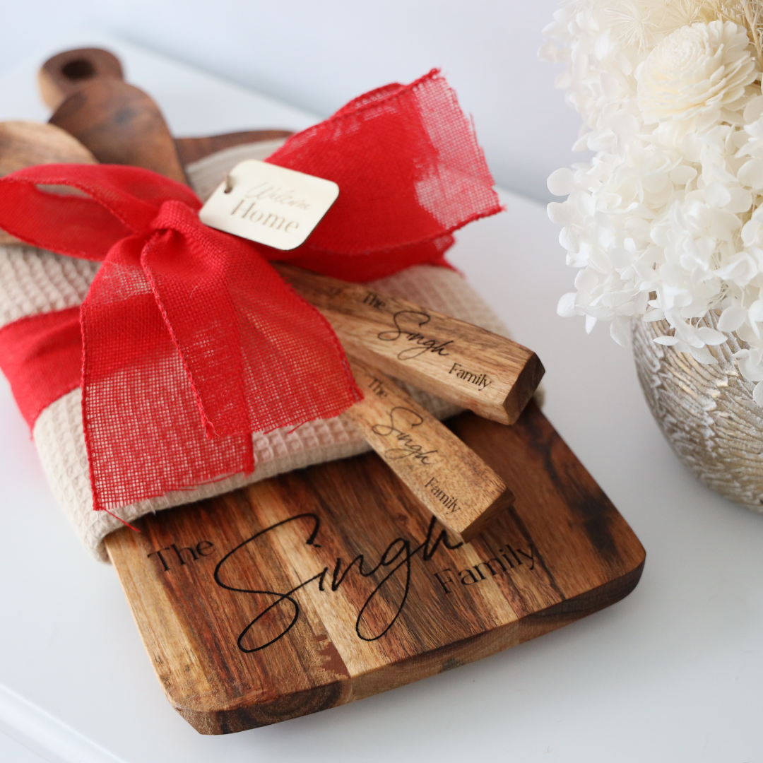 Natural Serving Board Essential Gift Set